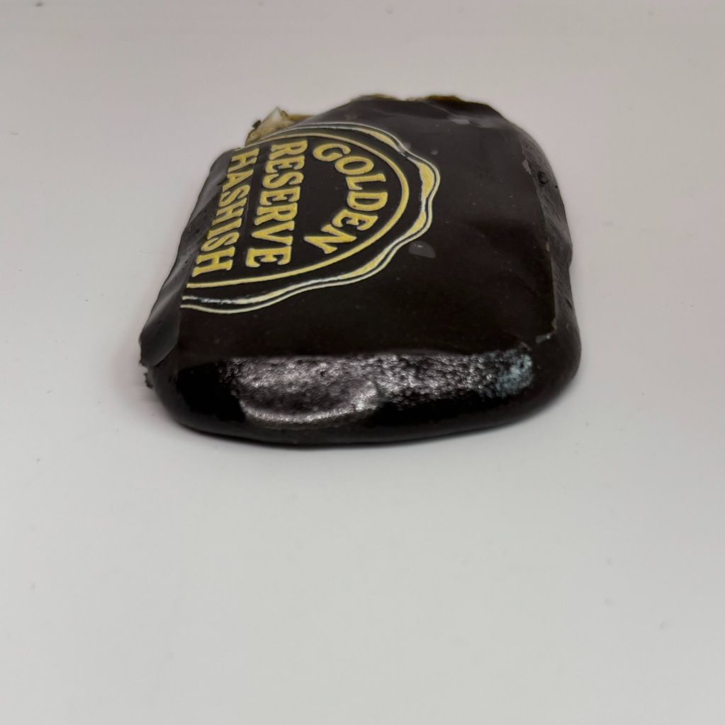 Limited Quantity: Golden Reserve Hashish - Image 2